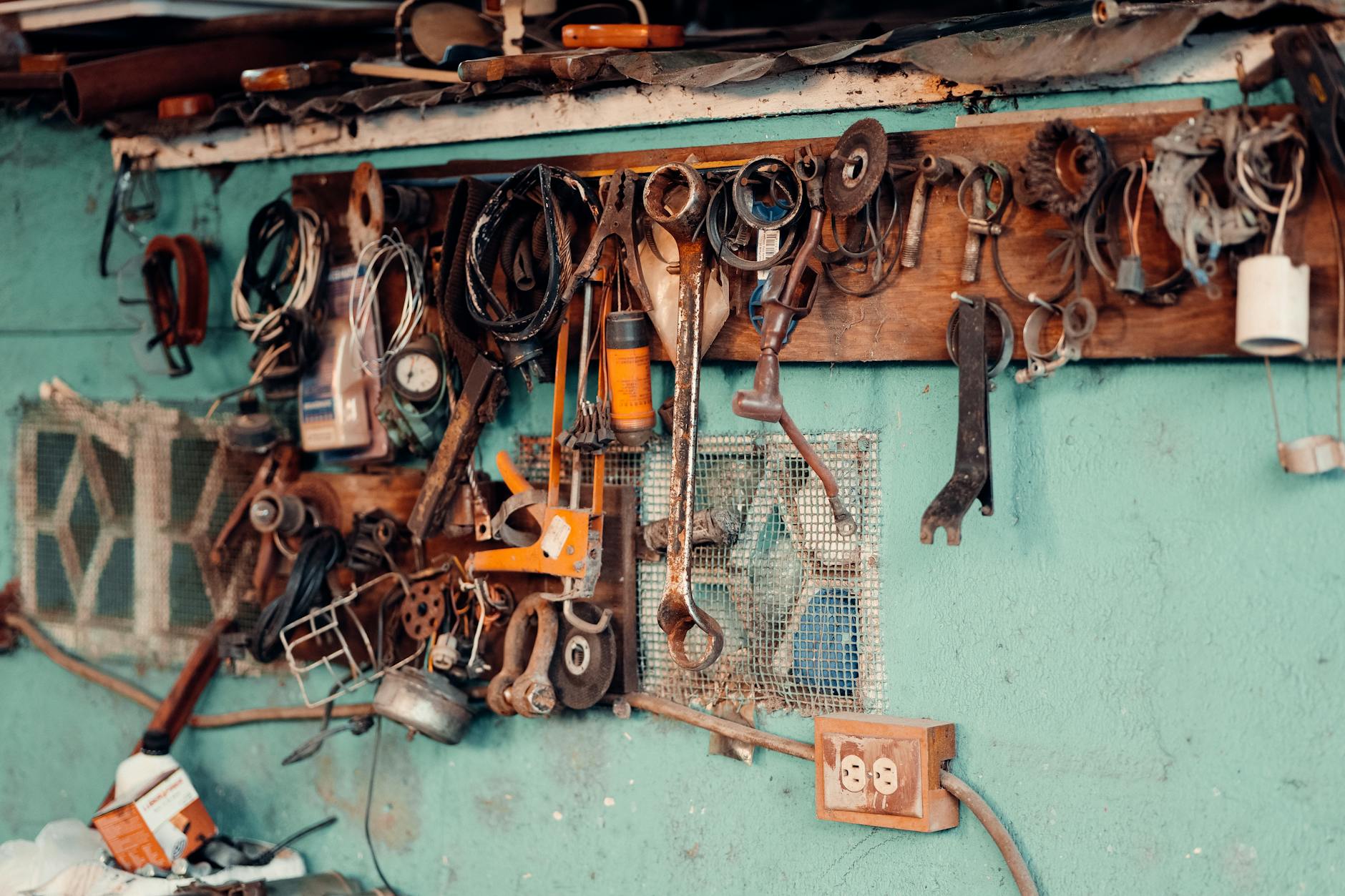 Plumber's tools and toolbelt — Smedley Plumbing